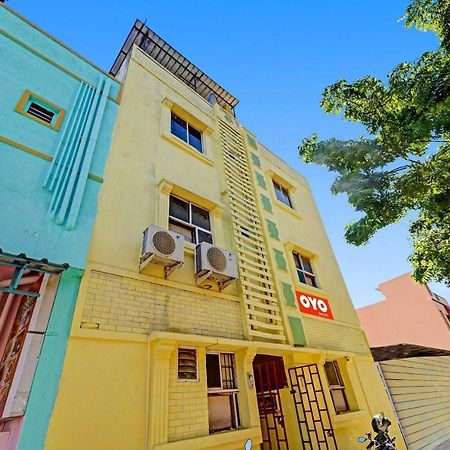 Oyo 81287 Empire Inn Ченай Екстериор снимка